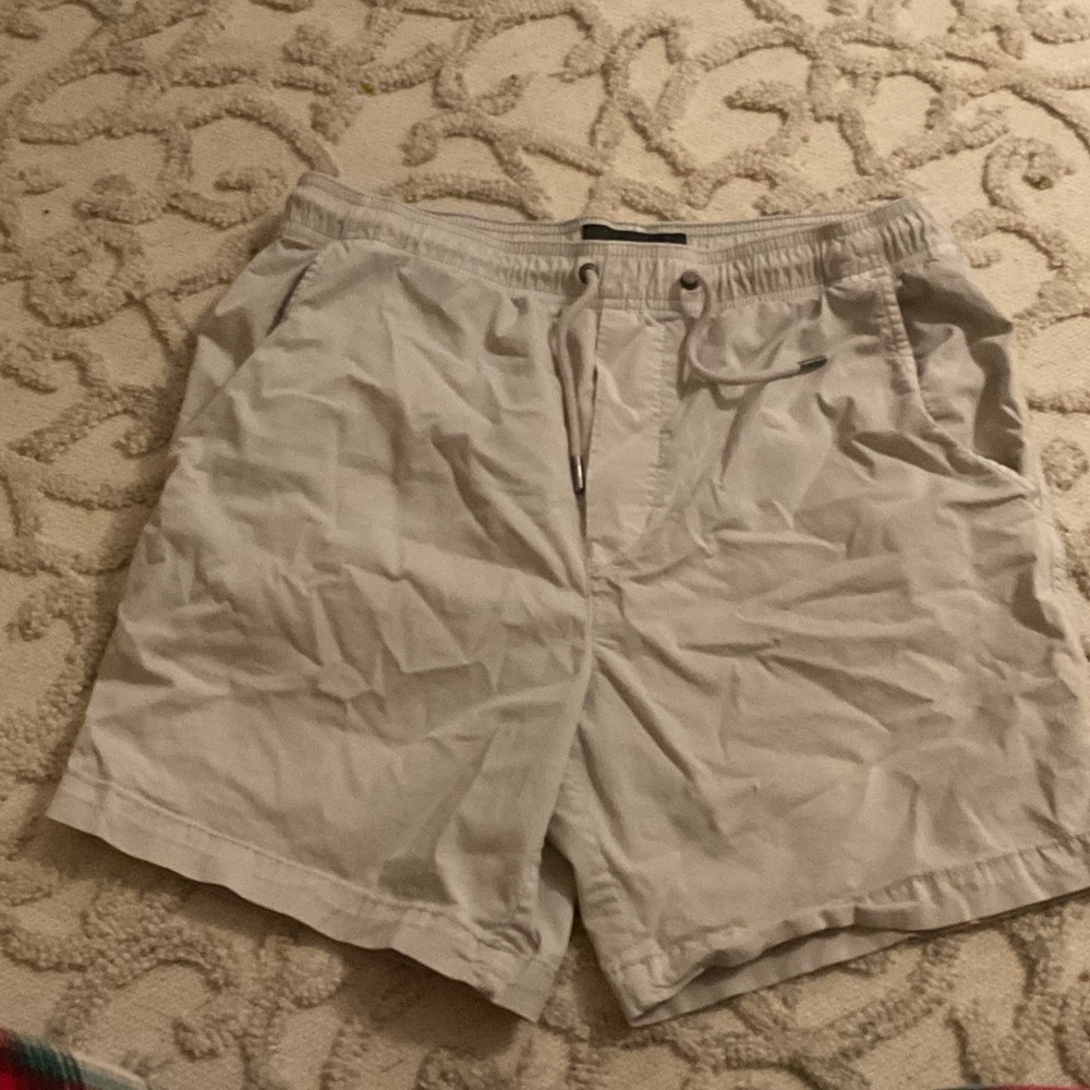 American Eagle Men’s Flex lived-in Trekker Shorts Size S
